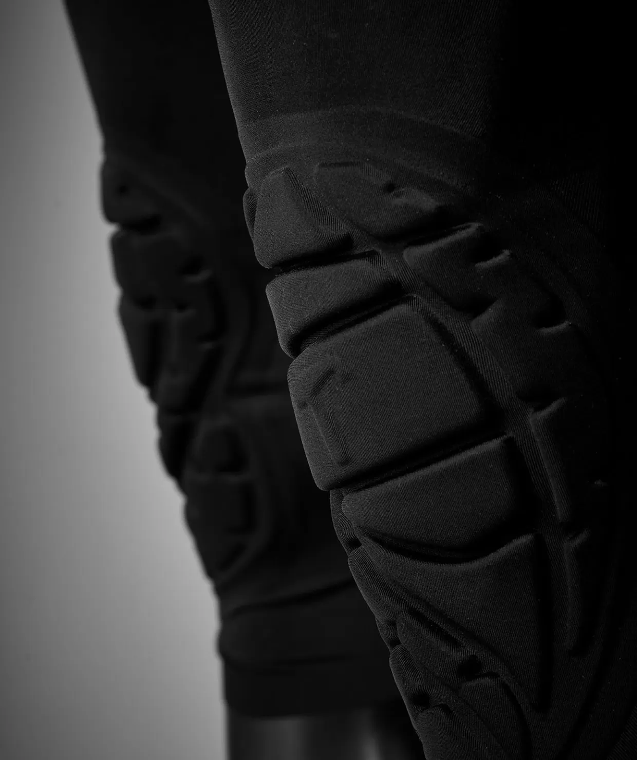 T1TAN Genouillères « Knee Guards » Hot