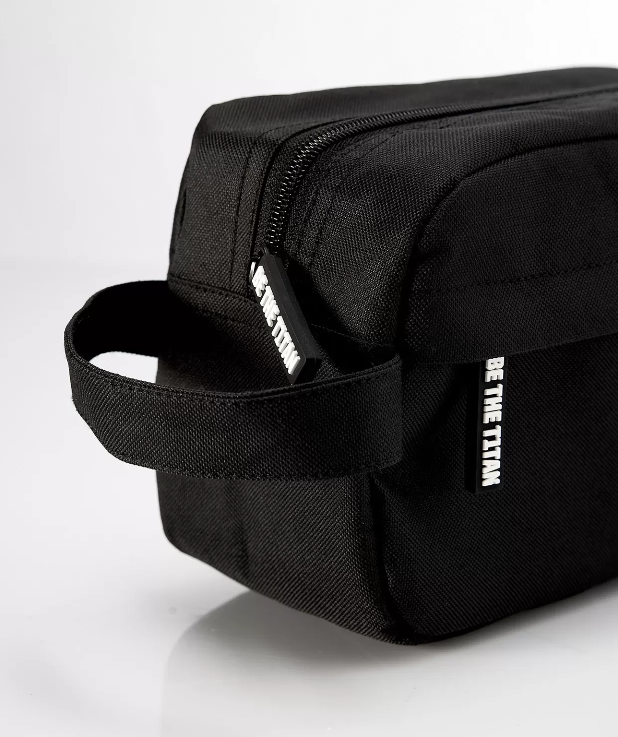 T1TAN Trousse de Toilette Cheap